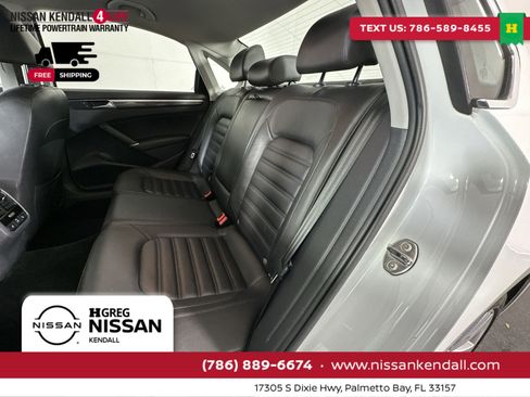 Used 2017 Volkswagen Passat 1.8T SEL Premium image 27