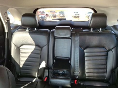 Used 2021 Ford Edge SEL image 20