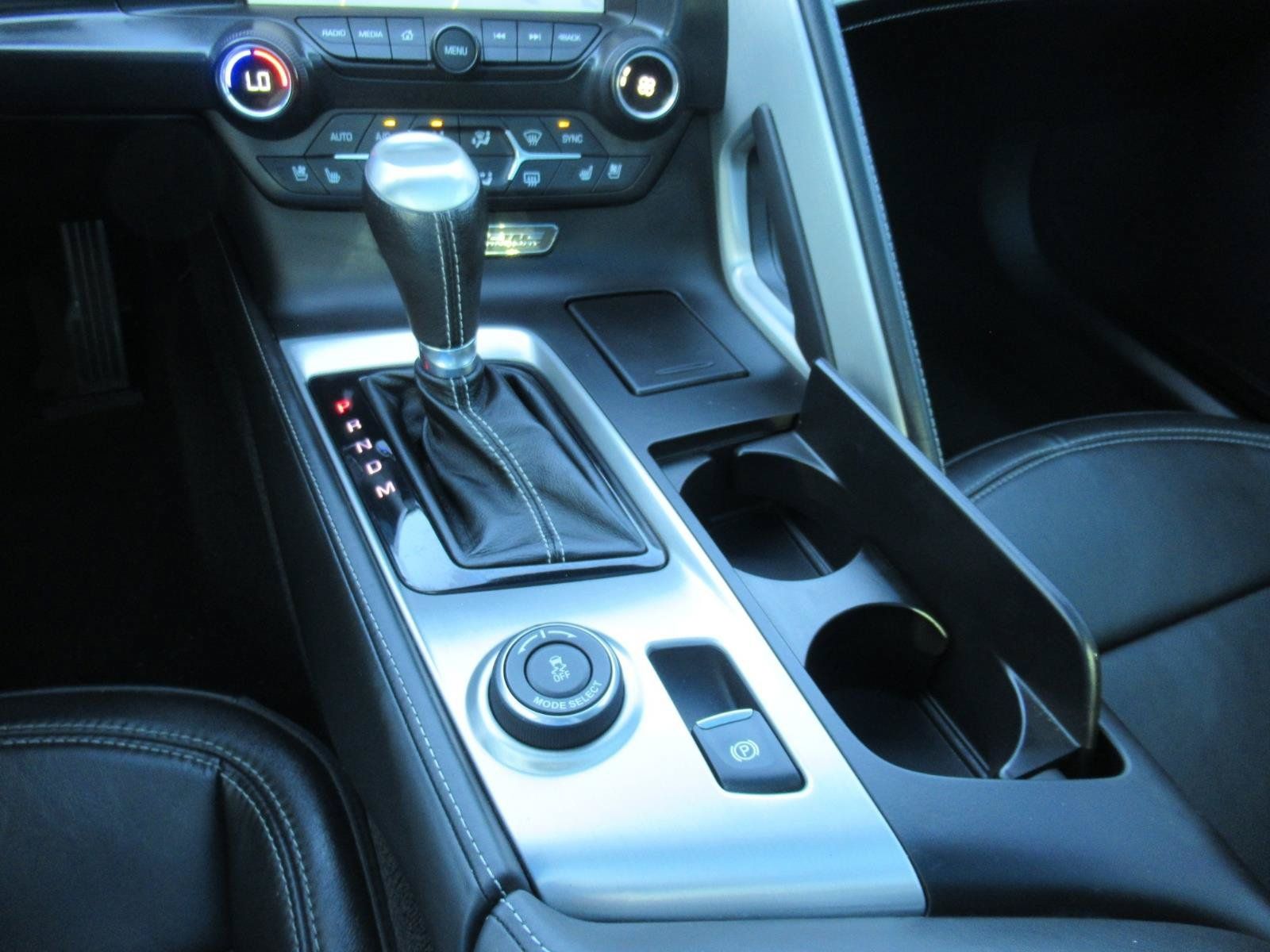 Used 2014 Chevrolet Corvette Stingray Coupe w/ 3LT Preferred Equipment Group RWD image 27