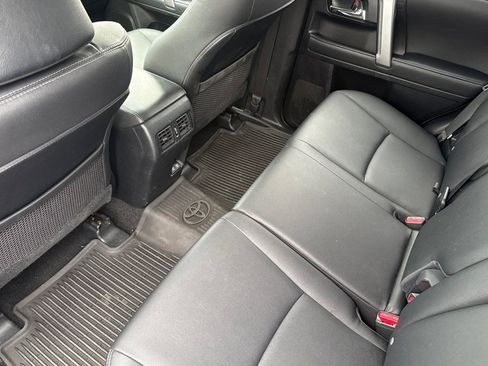 Used 2022 Toyota 4Runner TRD Sport AWD/4WD image 13