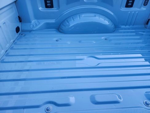 Used 2025 Ford F350 Lariat w/ Camper Package image 13