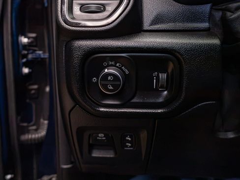 Used 2020 RAM 1500 Big Horn w/ Built-to-serve Edition AWD/4WD image 8