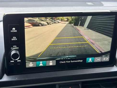 Used 2025 Honda Pilot EX-L image 19