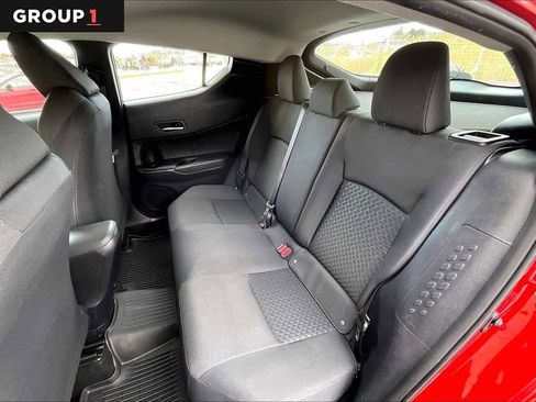 Certified 2020 Toyota C-HR LE image 19