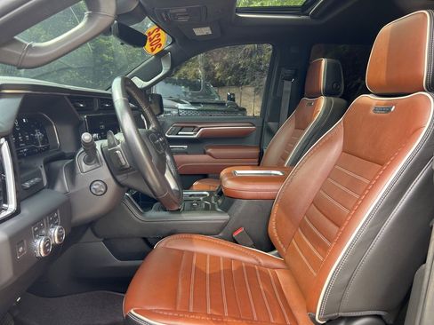 Used 2022 GMC Sierra 1500 Denali Ultimate image 9