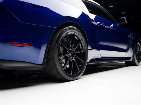 Used 2016 Ford Mustang Shelby GT350 w/ Track Package RWD image 78