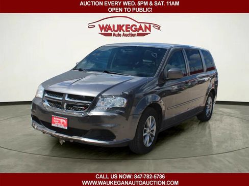 Used 2016 Dodge Grand Caravan SE FWD image 1