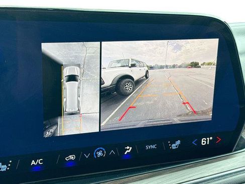 Used 2025 Chevrolet Suburban LT AWD/4WD image 24