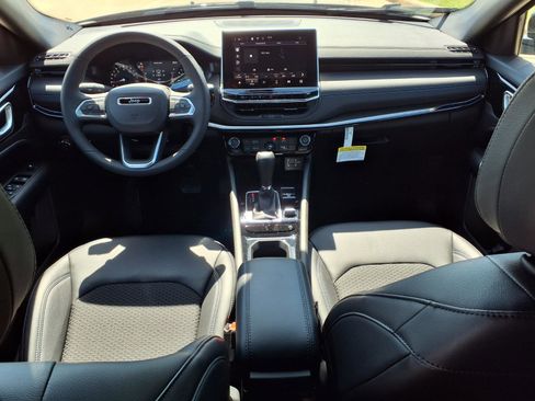 New 2026 Jeep Compass Altitude AWD/4WD image 9