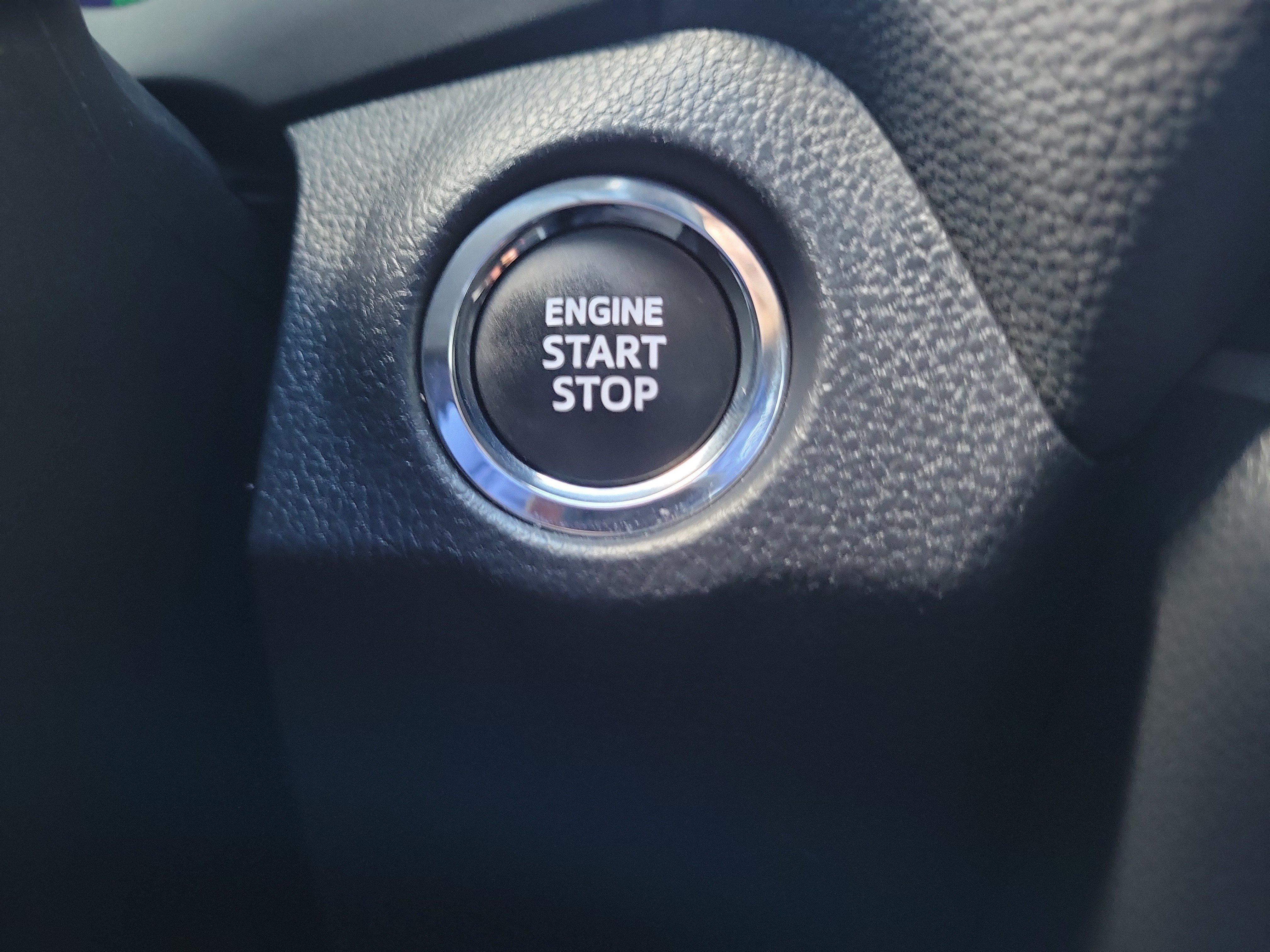 Used 2024 Toyota RAV4 XLE FWD image 29