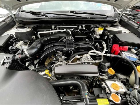 Used 2021 Subaru Outback Limited image 61