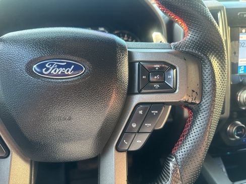 Used 2019 Ford F150 Raptor w/ Equipment Group 802A Luxury AWD/4WD image 10