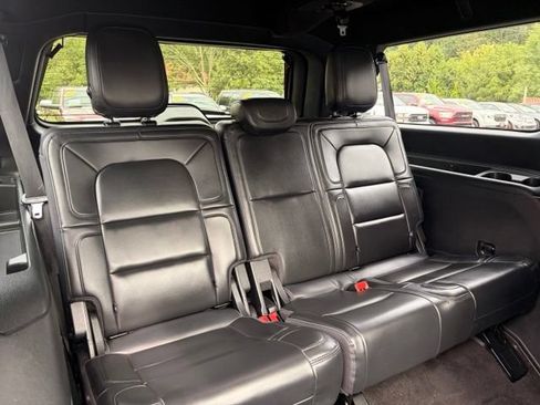 Used 2023 Lincoln Navigator L Reserve AWD/4WD image 28