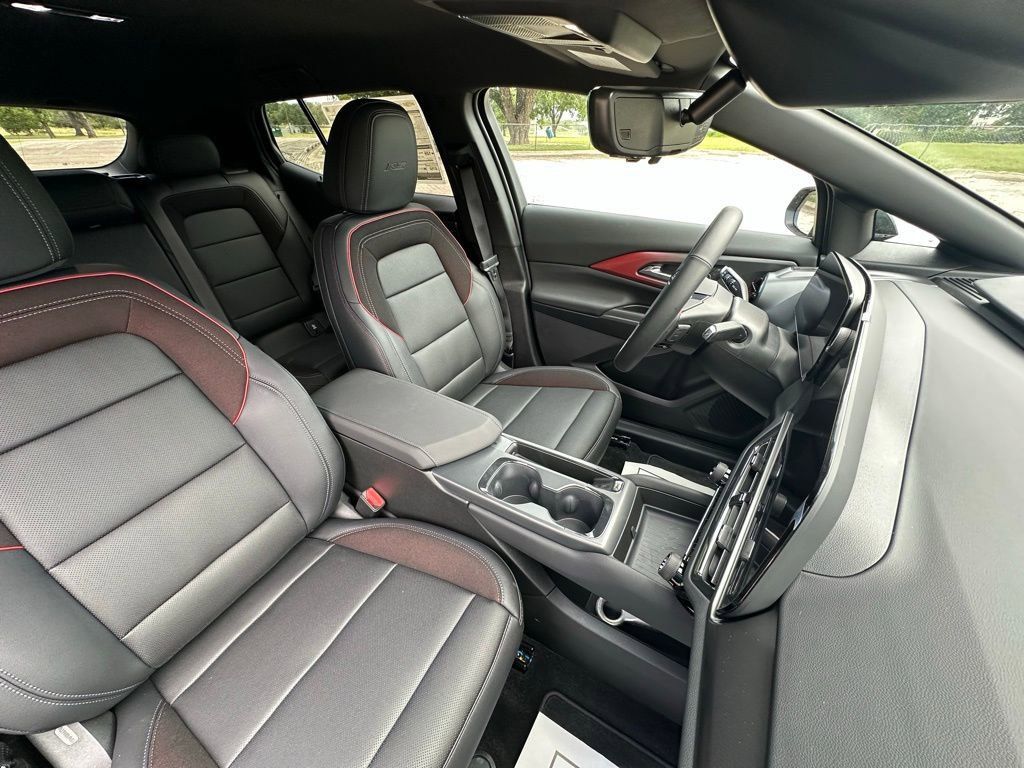 New 2025 Chevrolet Equinox EV RS w/ Convenience Package II FWD image 25