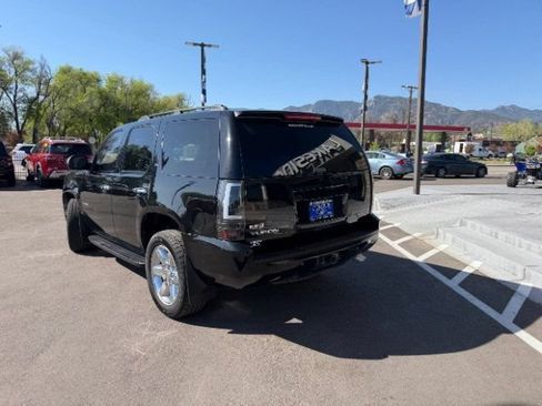 Used 2012 GMC Yukon SLT w/ SLT Chrome Package AWD/4WD image 9