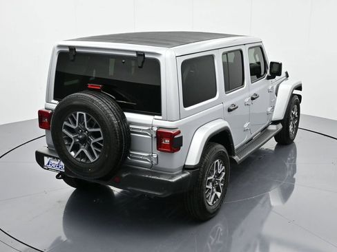 New 2024 Jeep Wrangler Unlimited Sahara w/ Technology Group image 34