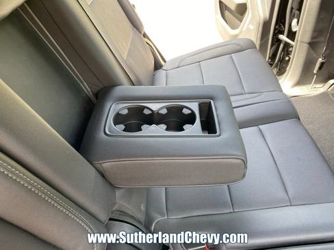Used 2023 Chevrolet Tahoe LT AWD/4WD image 40