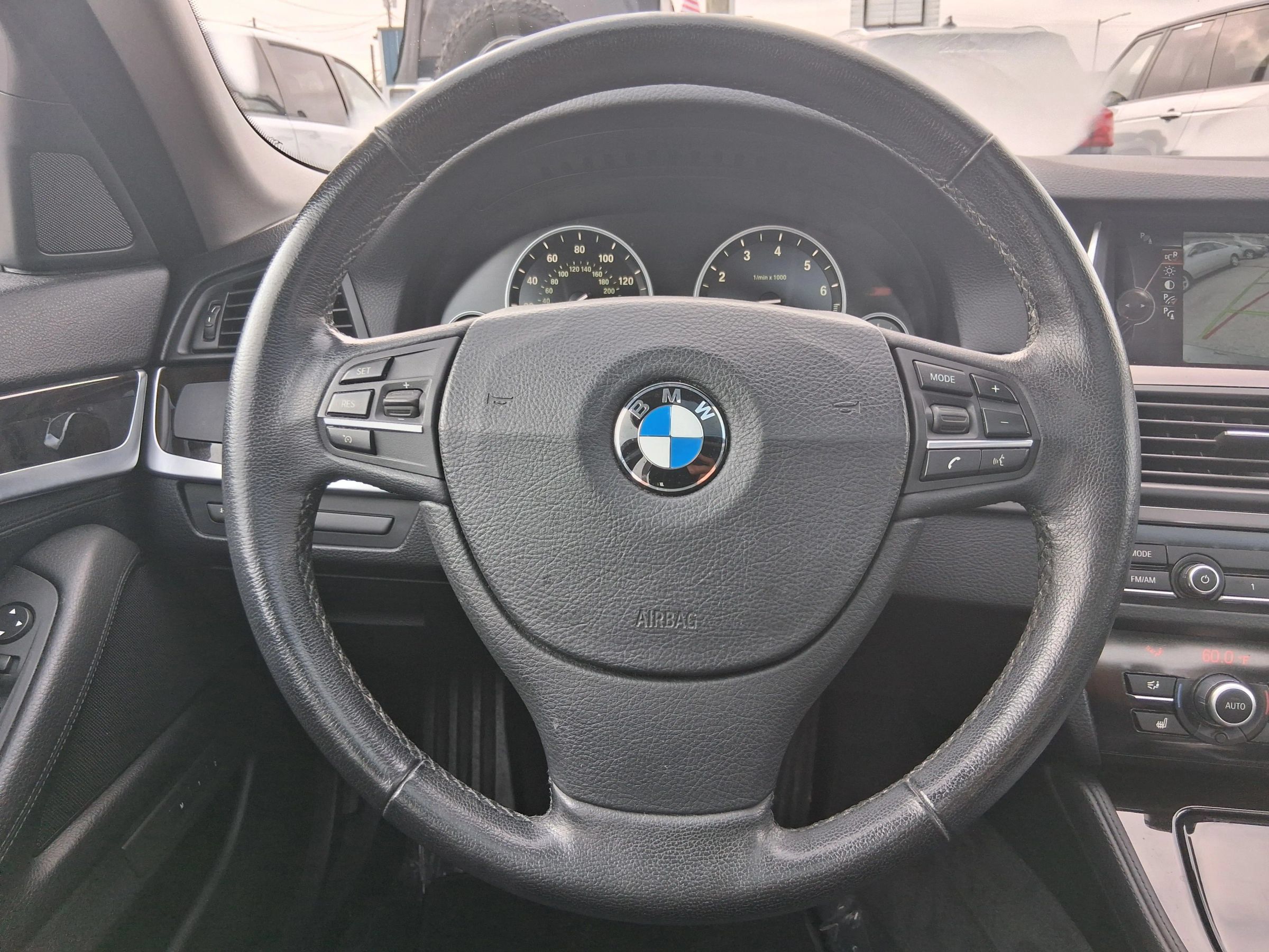 Used 2014 BMW 528i xDrive Sedan AWD/4WD image 13
