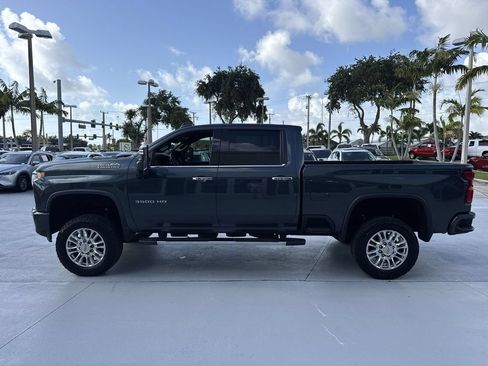 Used 2020 Chevrolet Silverado 3500 High Country w/ Z71 Off-Road Package AWD/4WD image 11