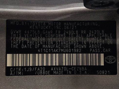 Used 2021 Toyota Camry LE FWD image 33