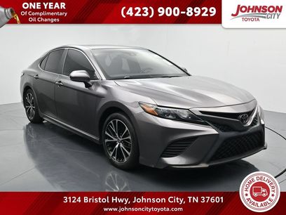 Used 2020 Toyota Camry SE w/ Blackout Package