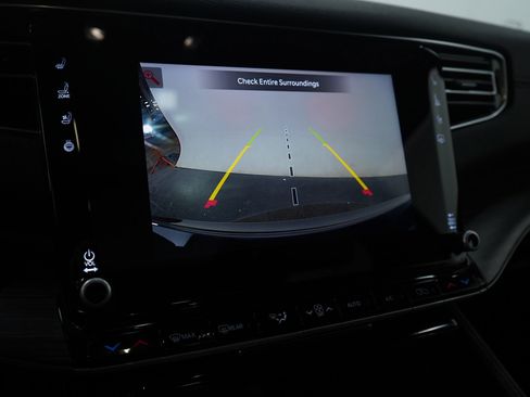 Used 2023 Jeep Wagoneer L Series II w/ Premium Group I image 22