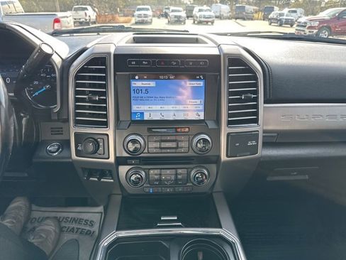 Used 2018 Ford F350 Platinum w/ Platinum Ultimate Package image 14