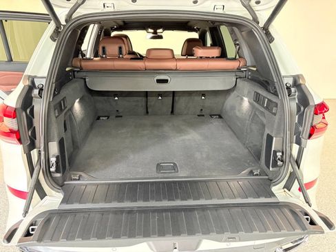 Used 2021 BMW X5 sDrive40i w/ M Sport Package RWD image 7