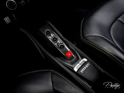 Used 2018 Ferrari 488 GTB RWD image 31