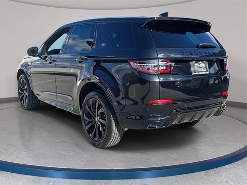 Certified 2025 Land Rover Discovery Sport Dynamic SE image 7