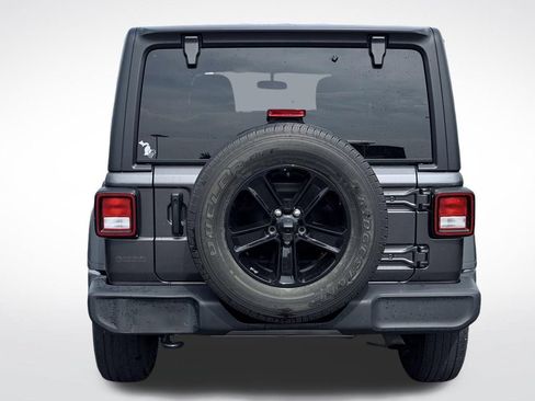 Used 2022 Jeep Wrangler Unlimited Sport AWD/4WD image 7