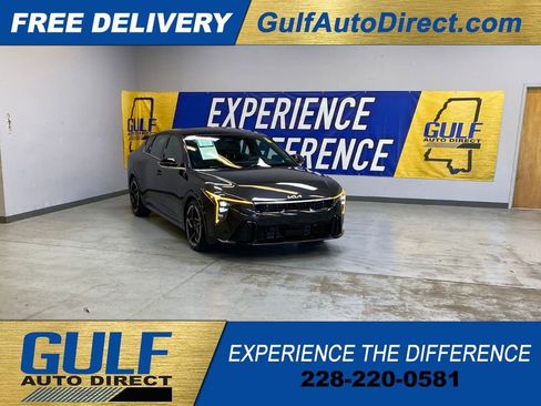 Used 2025 Kia K4 GT-Line w/ GT-Line Premium Package FWD image 1