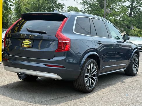 Used 2022 Volvo XC90 T5 Momentum w/ Climate Package image 6
