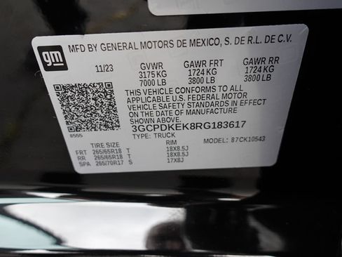 Used 2024 Chevrolet Silverado 1500 LT AWD/4WD image 19