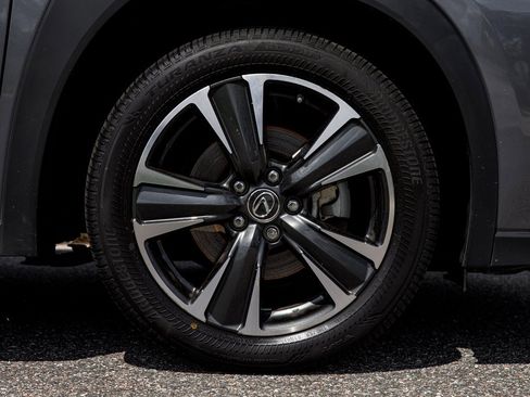 Used 2019 Lexus UX 200 image 11