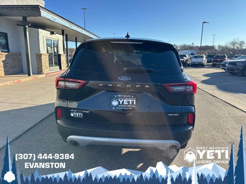 Used 2024 Ford Escape Active w/ Tech Pack #1 AWD/4WD image 4