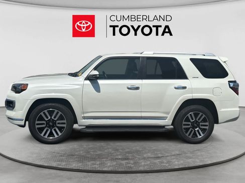 Used 2021 Toyota 4Runner Limited AWD/4WD image 2