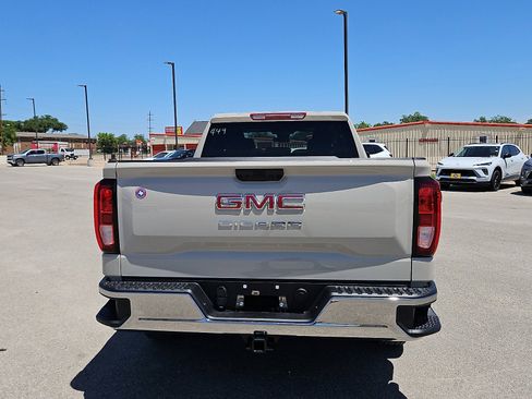 New 2026 GMC Sierra 1500 Pro RWD image 4