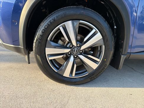 Used 2023 Nissan Rogue SL w/ SL Premium Package AWD/4WD image 12