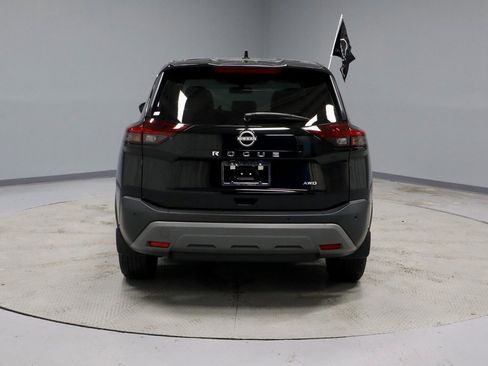 Certified 2023 Nissan Rogue S image 11