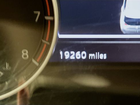 Used 2023 Nissan Rogue S image 19