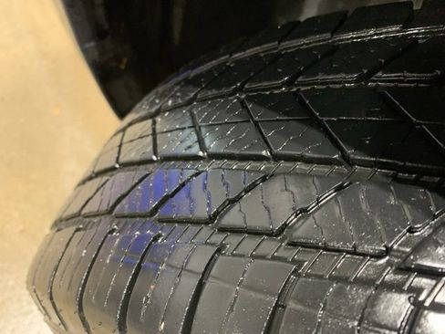 Used 2019 Jeep Cherokee Latitude w/ Popular Appearance Group image 26