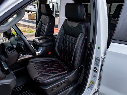 Used 2022 Chevrolet Silverado 1500 RST image 28