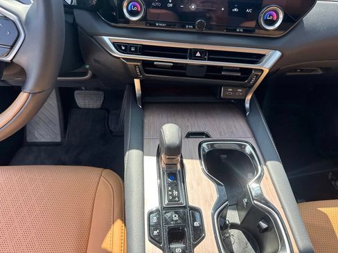 Used 2026 Lexus RX 350 w/ Convenience Package AWD/4WD image 20