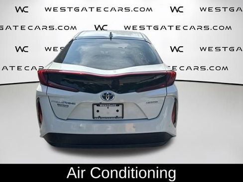 Used 2021 Toyota Prius Prime Limited FWD image 10