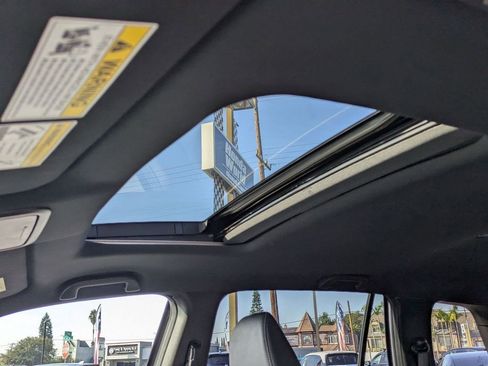 Certified 2024 Honda Passport EX-L image 6