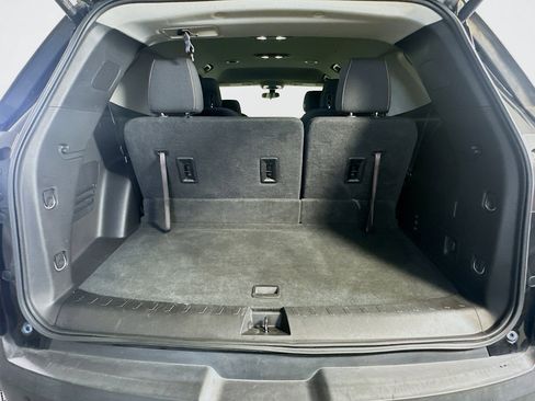 Used 2018 Chevrolet Traverse LT FWD image 30