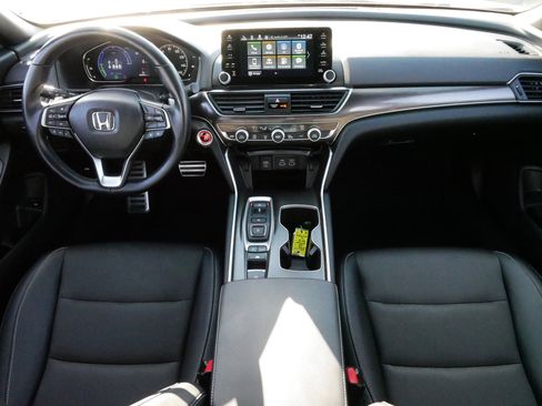 Used 2022 Honda Accord Sport image 10