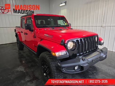 Used 2022 Jeep Gladiator Willys image 4