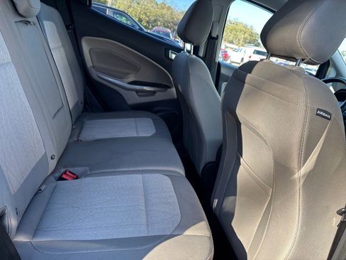 Used 2019 Ford EcoSport SE image 12